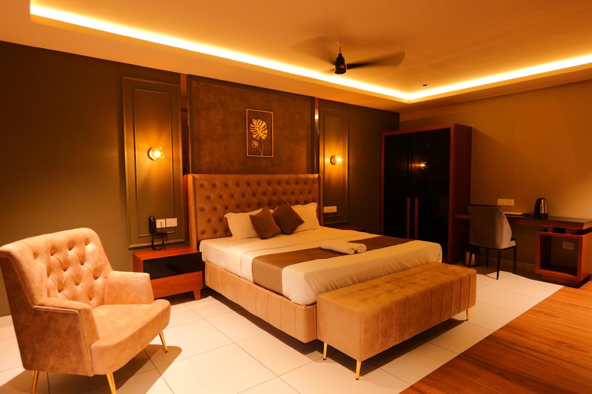 Hotel Classico International Kannangad Buitenkant foto